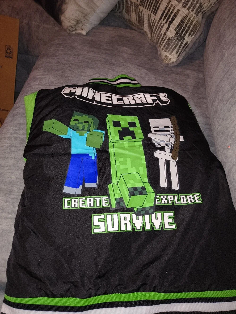 Minecraft Creeper Jacket - Black & Neon Green Size 6/7 NWOT